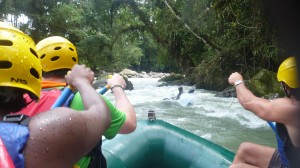 The Paddle & Dive crew takes on the Pejibaye River!